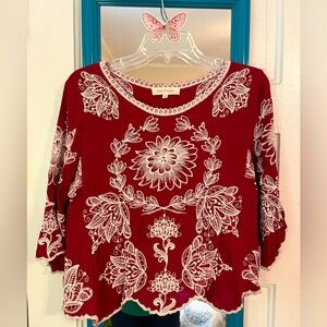 Solitaire embroidered blouse in cranberry